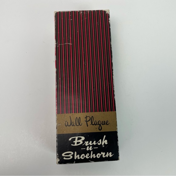 Vintage 1970’s Shoehorn and Brush Set Horse Head With Plaque Boxed Wall Hanging - Picture 5 of 5